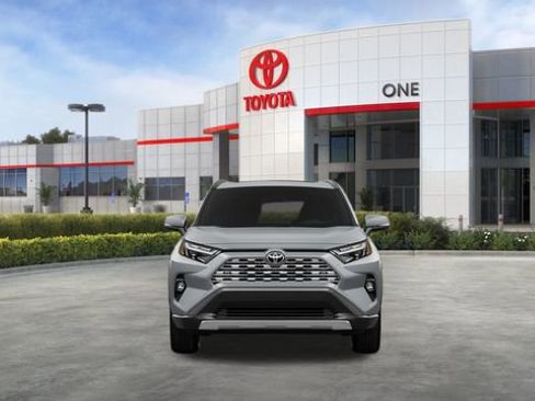 New 2025 Toyota RAV4 Limited image 18