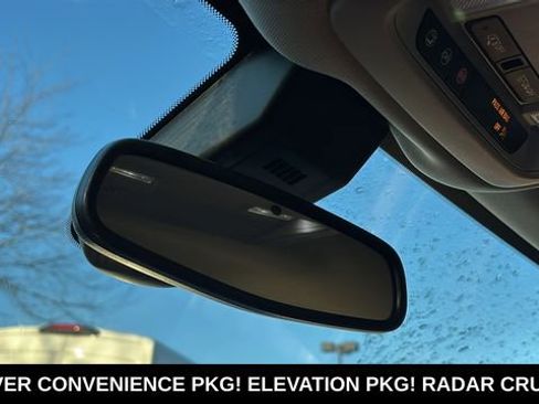 Used 2021 GMC Terrain SLE w/ Driver Convenience Package image 23