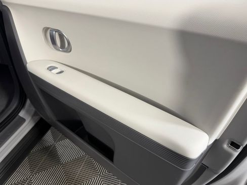 Used 2024 Hyundai Ioniq 5 SEL image 35