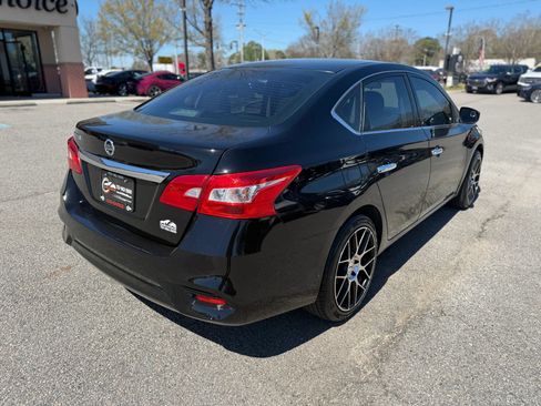 Used 2018 Nissan Sentra S FWD image 7
