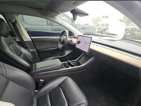 Used 2020 Tesla Model Y Long Range image 5