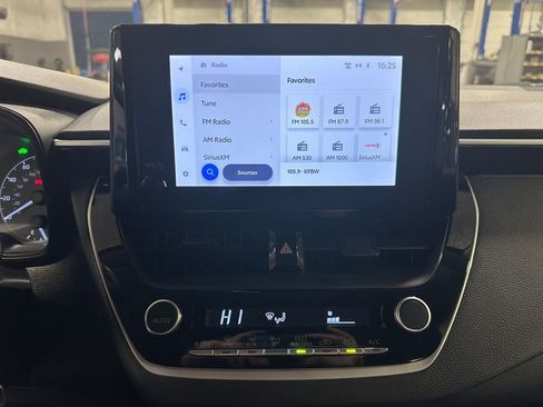 Certified 2024 Toyota Corolla LE image 17