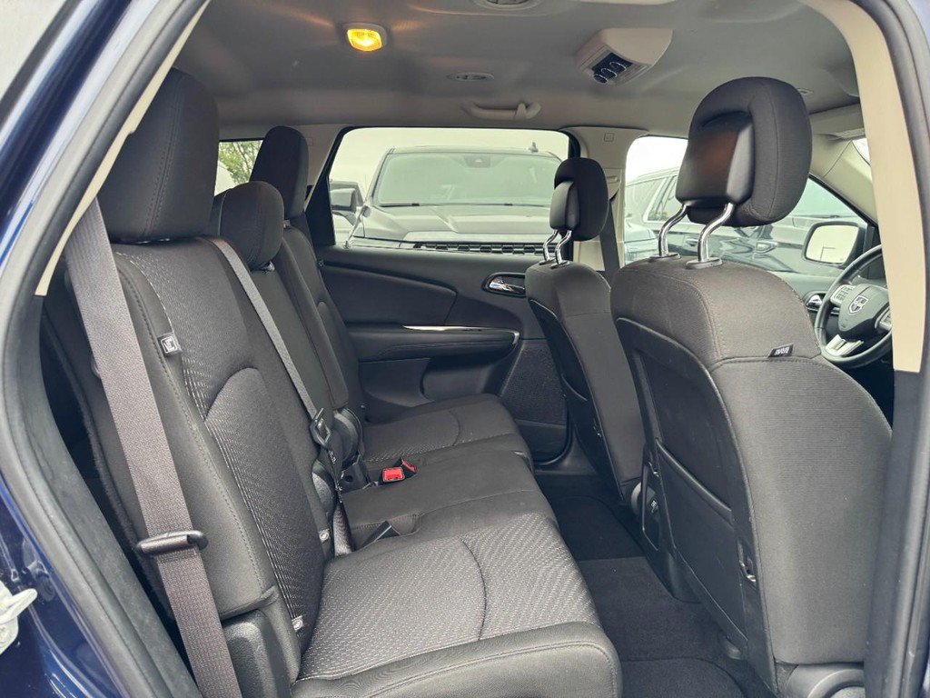 Used 2019 Dodge Journey SE w/ Premium Group FWD image 10