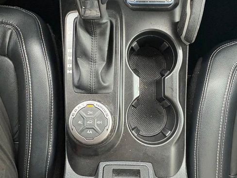 Used 2021 Ford Bronco First Edition AWD/4WD image 19