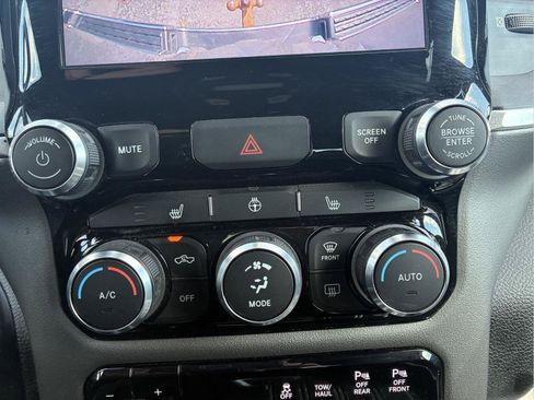 Used 2022 RAM 1500 Big Horn AWD/4WD image 25