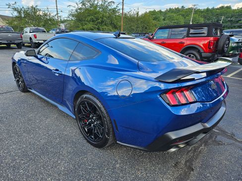 Used 2024 Ford Mustang GT Premium w/ GT Performance Package RWD image 7