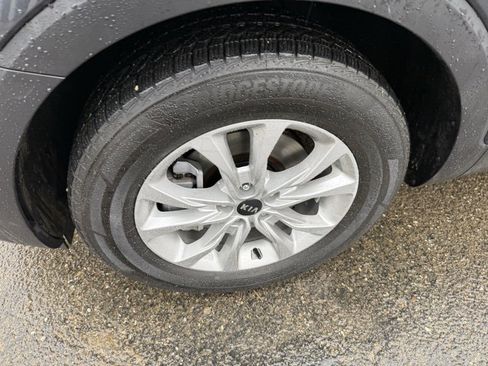 Used 2020 Kia Telluride LX image 13