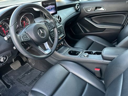 Used 2018 Mercedes-Benz GLA 250 image 9