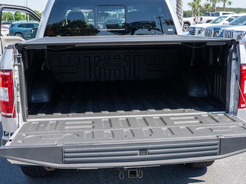 Used 2018 Ford F150 XLT w/ Equipment Group 302A Luxury AWD/4WD image 28