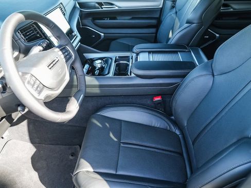 New 2026 Jeep Grand Wagoneer 4WD image 19