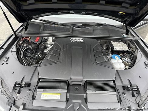 Used 2017 Audi Q7 3.0T Premium Plus image 15