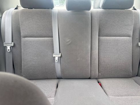 Used 2005 Toyota Corolla LE w/ Audio Value Pkg FWD image 17