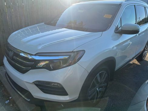 Used 2016 Honda Pilot Touring image 1