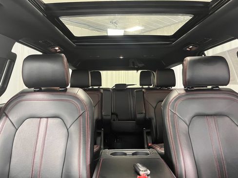 Used 2020 Ford Expedition Limited w/ Equipment Group 303A AWD/4WD image 42