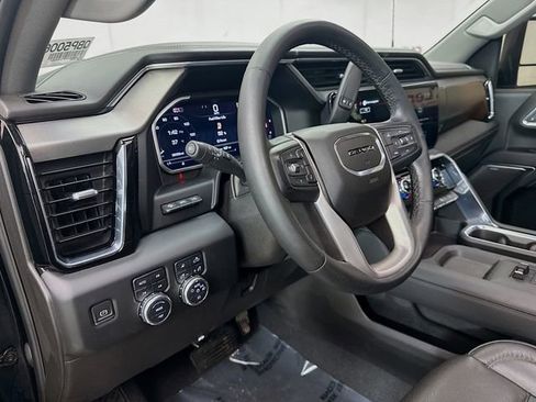 Used 2024 GMC Sierra 2500 Denali w/ Denali Reserve Package image 9