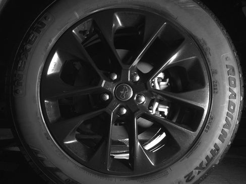 Used 2025 Jeep Compass Trailhawk image 14