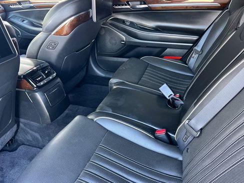 Used 2018 Genesis G90 5.0 Ultimate AWD/4WD image 14