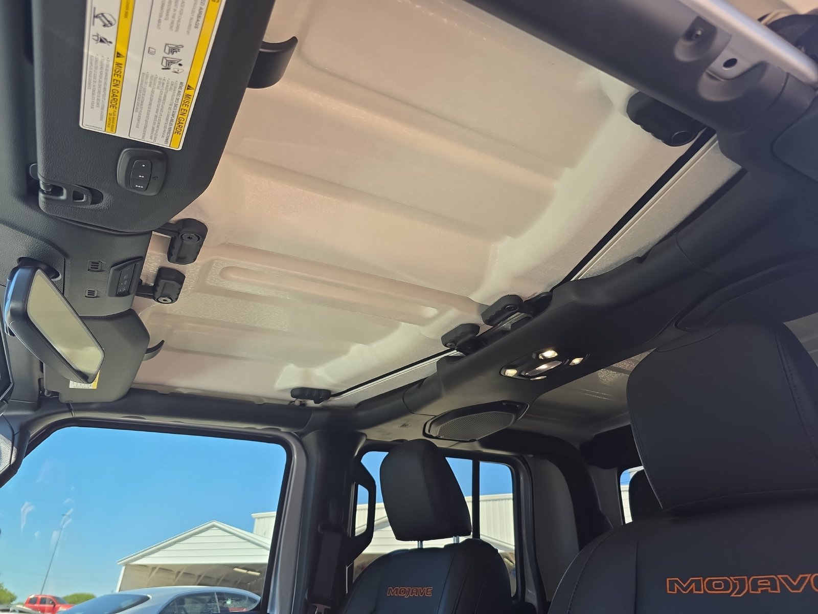 Used 2023 Jeep Gladiator Mojave w/ LED Lighting Group AWD/4WD image 27