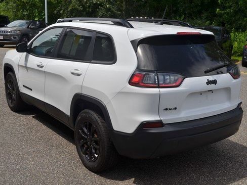 Used 2023 Jeep Cherokee Altitude Lux image 6