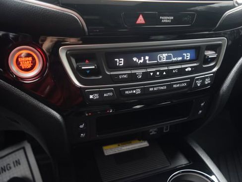 Used 2023 Honda Passport Elite image 11