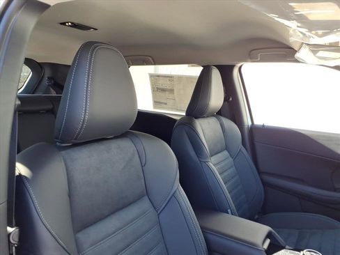 New 2026 Mitsubishi Outlander SE image 18