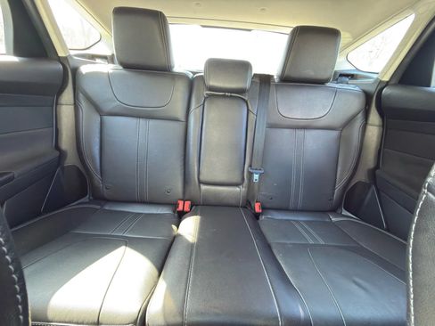 Used 2014 Ford Focus Titanium FWD image 28