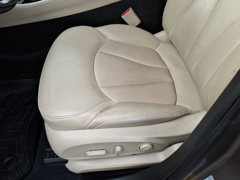 Used 2017 Buick Envision Essence image 24