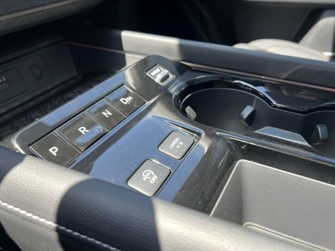 Used 2025 Nissan Murano SL AWD/4WD image 42