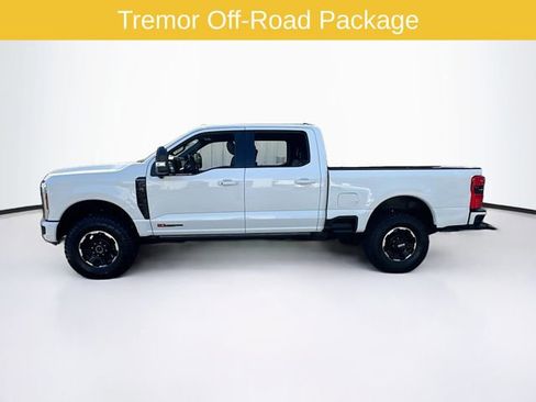 Certified 2025 Ford F350 Platinum w/ Tremor Off-Road Package AWD/4WD image 4