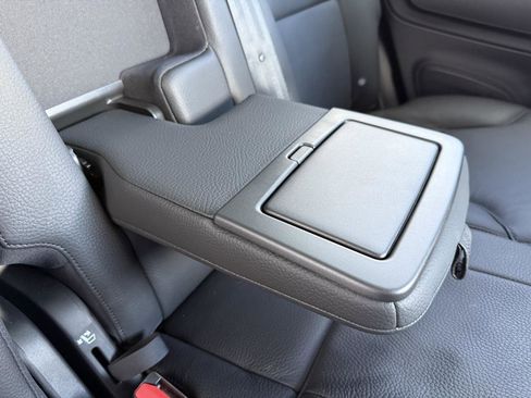 Used 2024 Volvo XC90 B6 Plus image 36