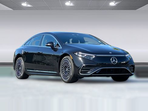 Certified 2023 Mercedes-Benz EQS 580 4MATIC Sedan image 6