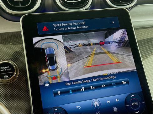 Used 2023 Mercedes-Benz GLC 300 4MATIC w/ Exclusive Trim Package image 19