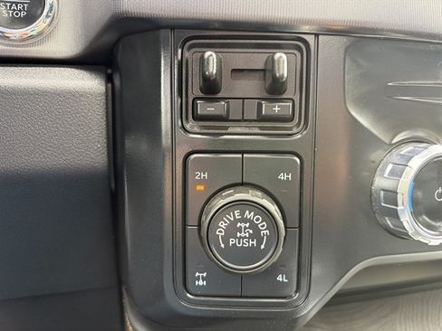 Used 2024 Ford F350 Platinum w/ Tremor Off-Road Package AWD/4WD image 49