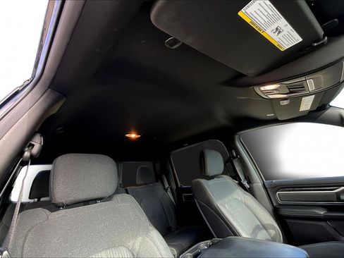 Used 2019 RAM 1500 Big Horn image 29