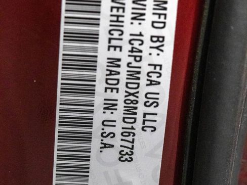 Used 2021 Jeep Cherokee Limited image 46