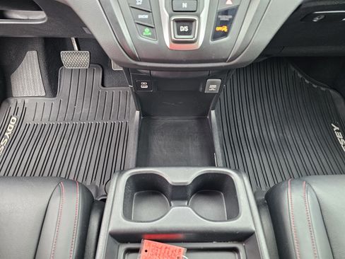 Used 2024 Honda Odyssey Sport image 26