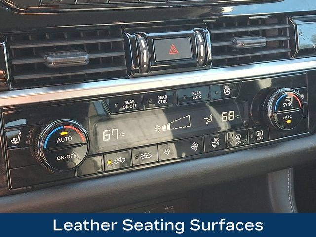 Used 2022 Nissan Pathfinder SL AWD/4WD image 15