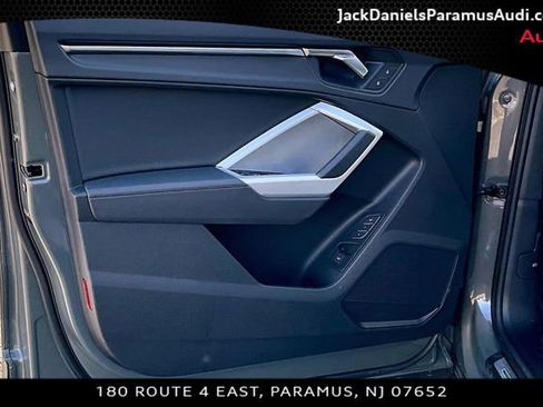 Used 2025 Audi Q3 2.0T Premium w/ Convenience Package image 15