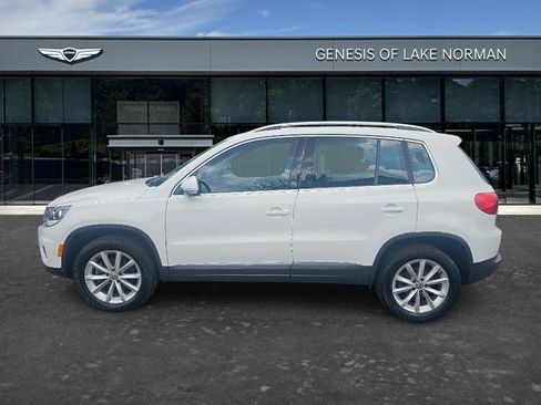 Used 2017 Volkswagen Tiguan Wolfsburg Edition AWD/4WD image 7