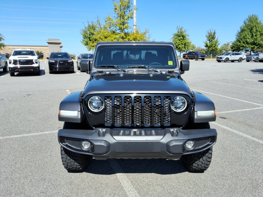 Used 2023 Jeep Gladiator Sport AWD/4WD image 2