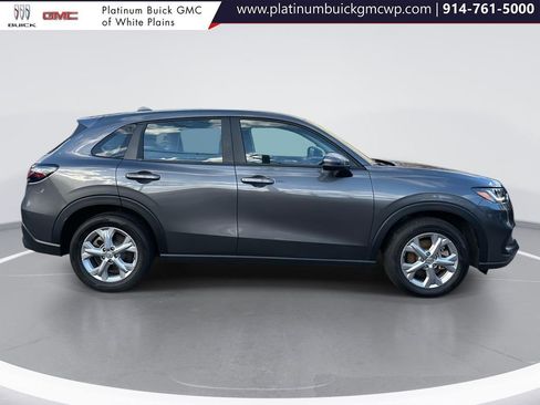 Used 2024 Honda HR-V LX image 2