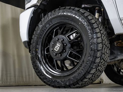 Used 2016 RAM 3500 Laramie w/ Protection Group image 53