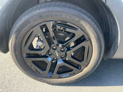 Used 2024 Kia Telluride SX Prestige X-Line AWD/4WD image 3