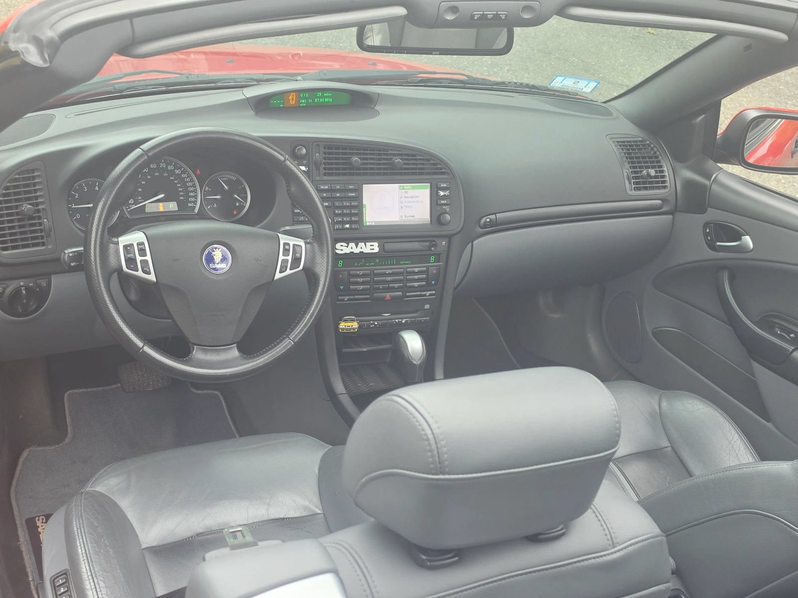 Used 2005 Saab 9-3 Aero FWD image 10