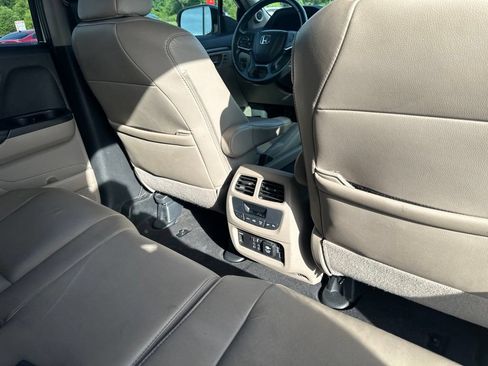 Used 2019 Honda Pilot EX-L image 43