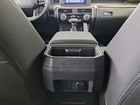 Used 2024 Toyota Tacoma SR5 RWD image 29