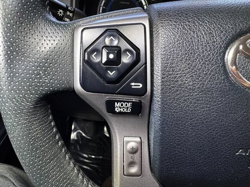 Used 2019 Toyota 4Runner SR5 AWD/4WD image 24