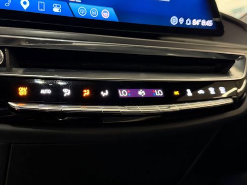 Certified 2024 Cadillac Lyriq Tech RWD image 31