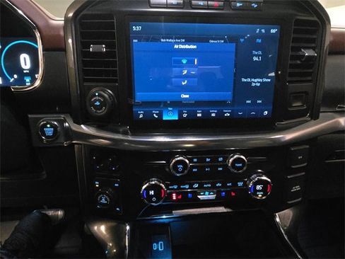 Used 2021 Ford F150 Lariat image 19