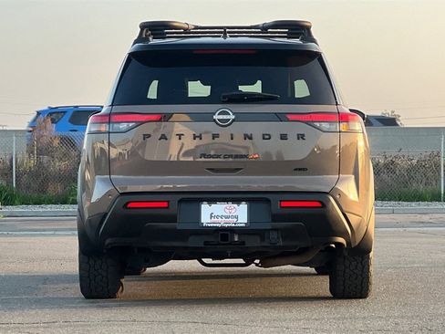 Used 2024 Nissan Pathfinder Rock Creek image 6